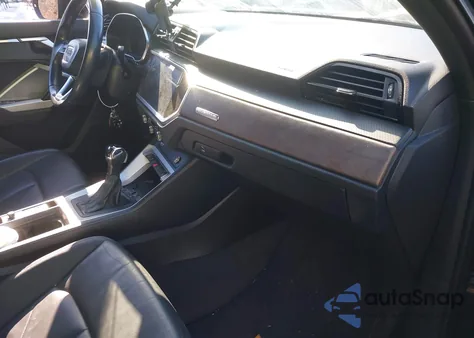 2020 Audi Q3 Premium Plus 45 Tfsi Quattro Tiptronic z USA, uszkodzony, nr VIN WA1BECF37L1040601